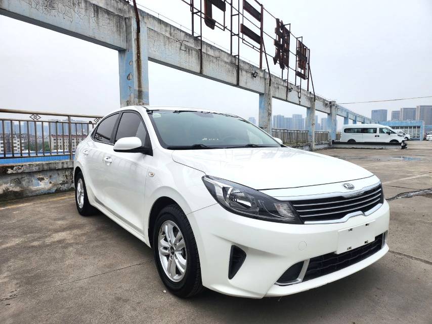 福瑞迪 Model Year 1.6L 自动智享互联版 Value Connect