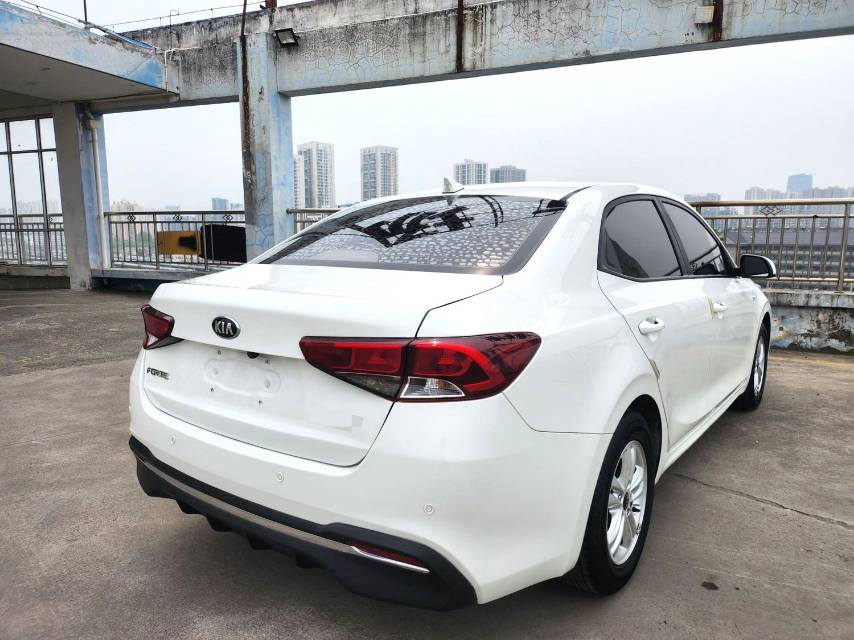 福瑞迪 Model Year 1.6L 自动智享互联版 Value Connect