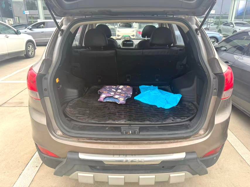 北京现代 ix 35 Model Year 2.0L 自动两驱智能型 国 V