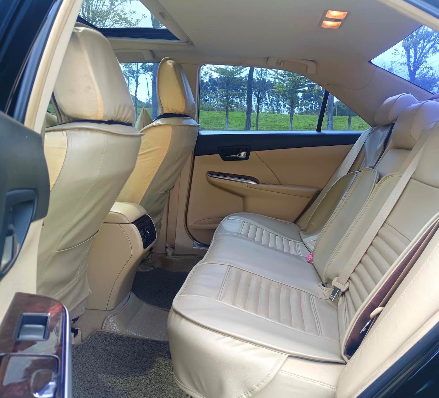 Toyota Camry 2.0G Lead