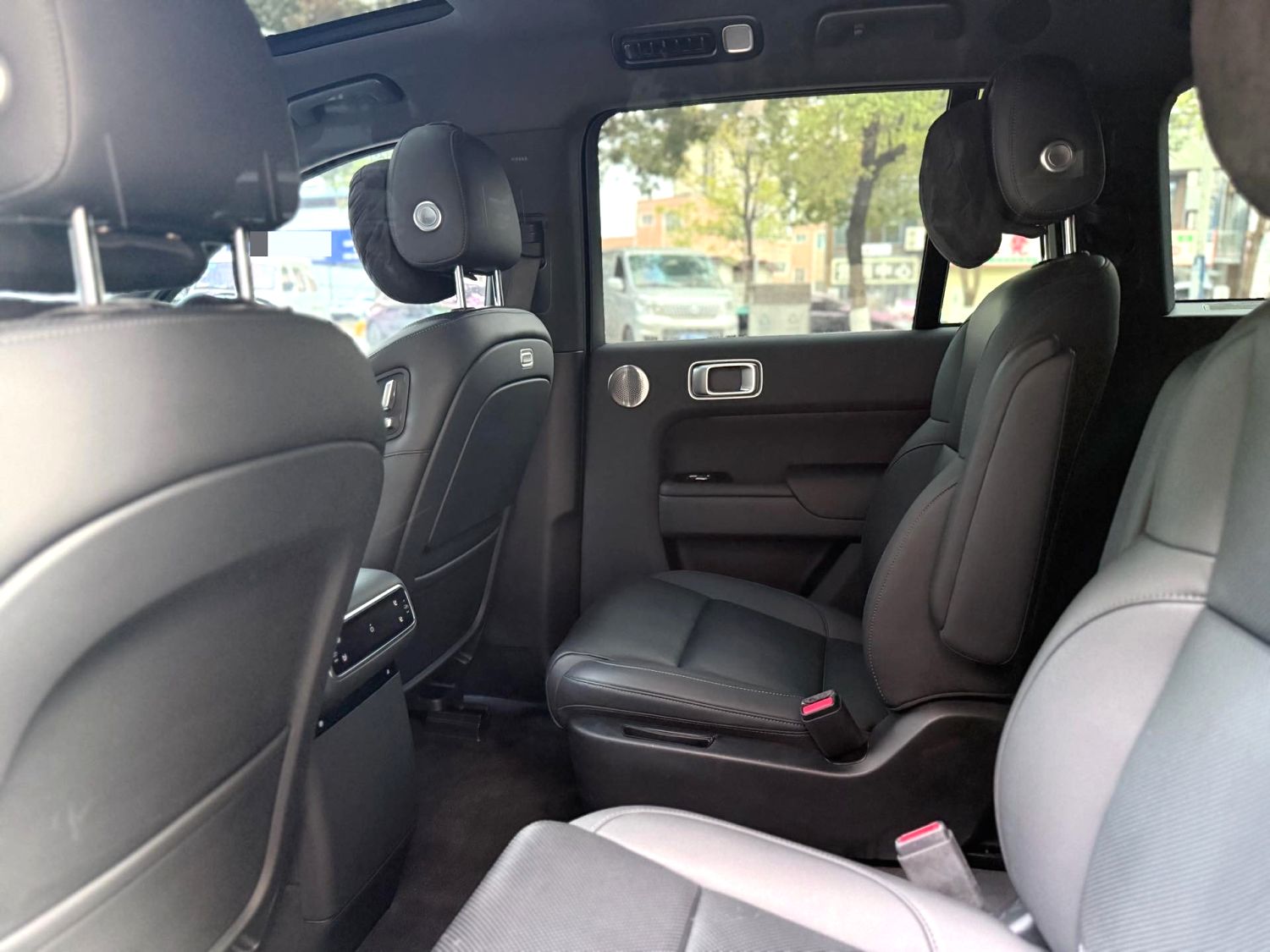 Li Auto L (Liter) 8 Max
