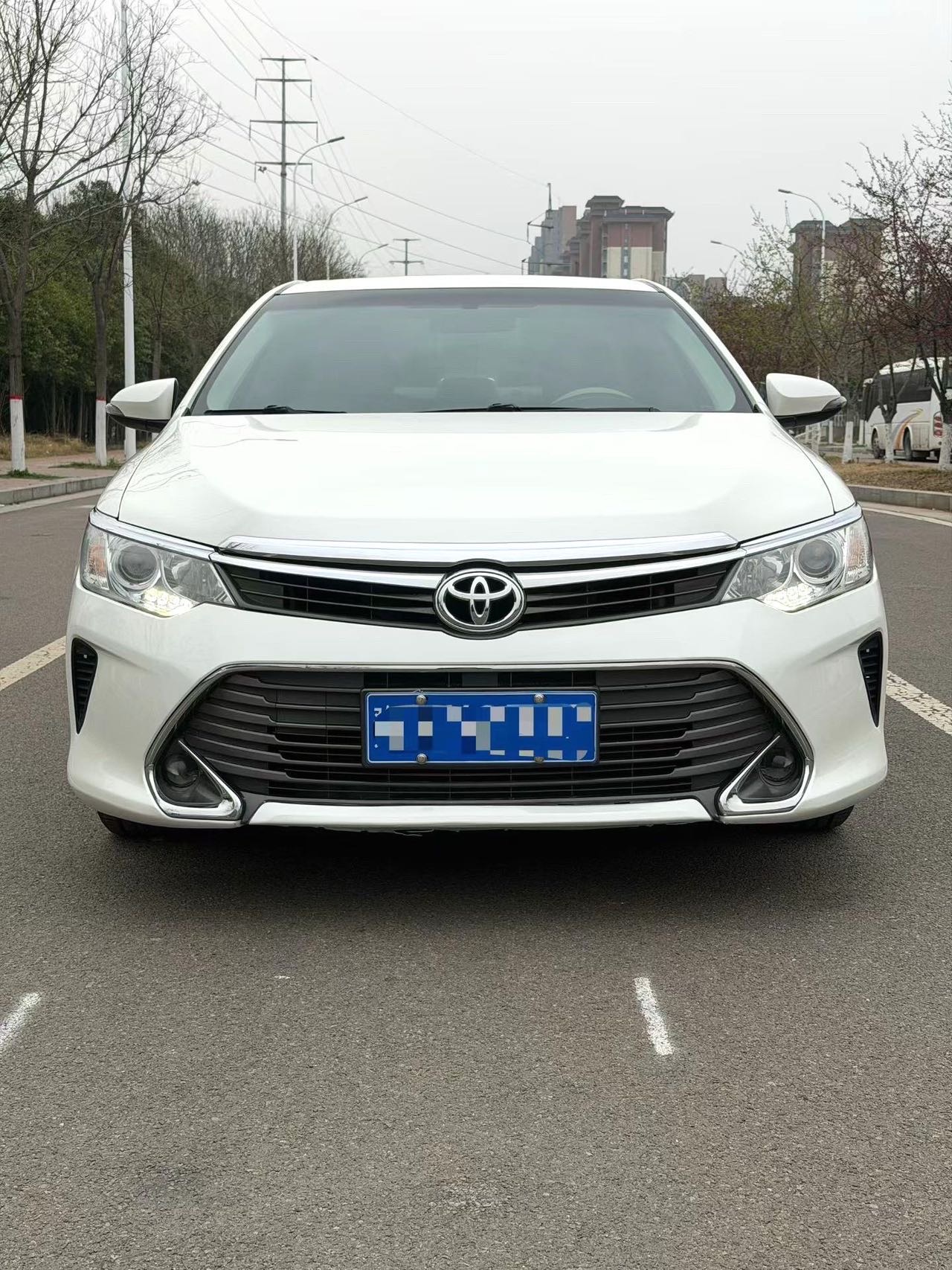 Toyota Camry 2.0G Lead