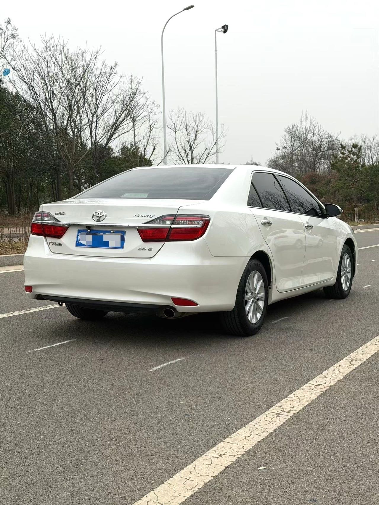 Toyota Camry 2.0G Lead