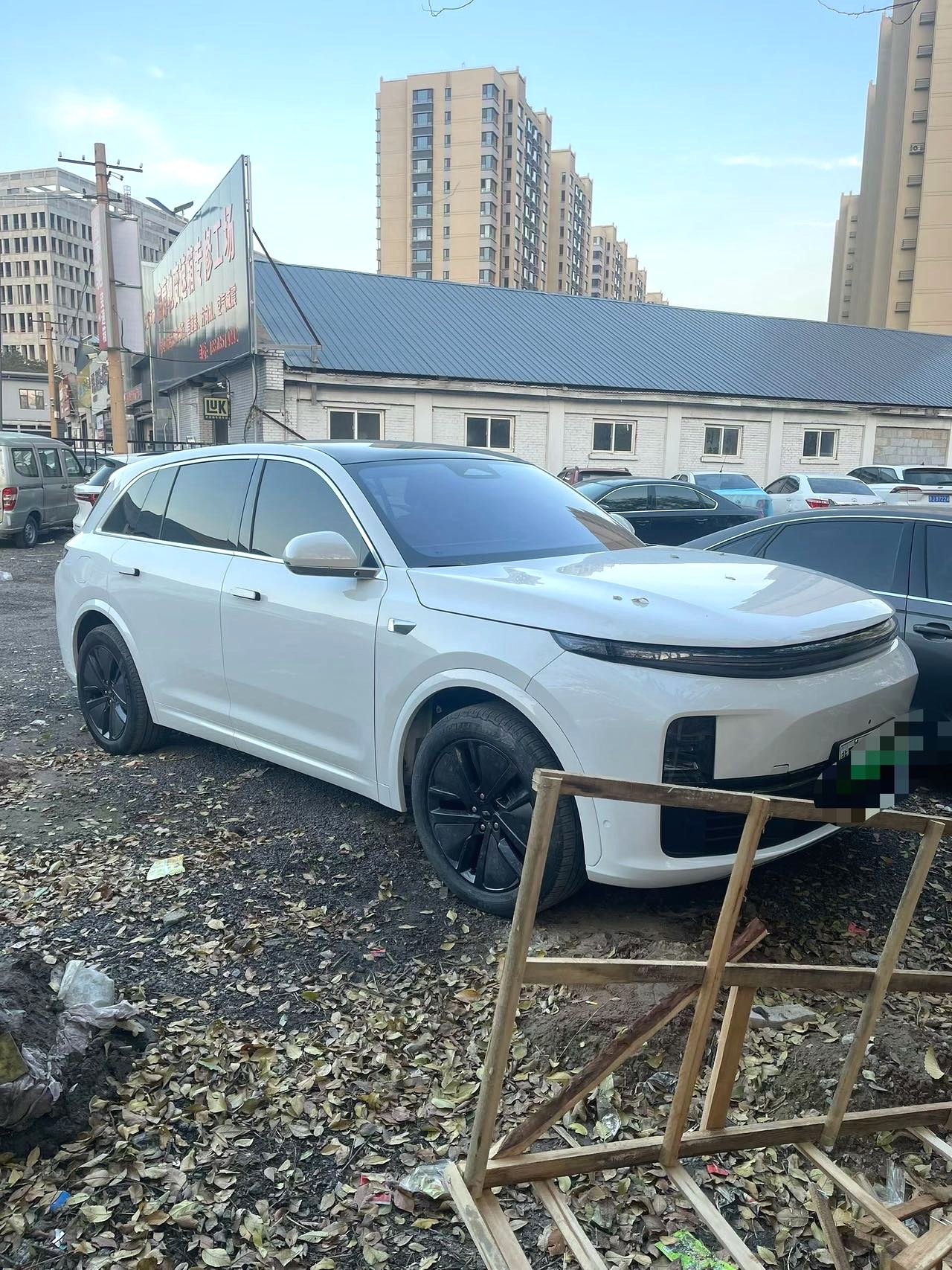 Li Auto L (Liter) 7 Pro