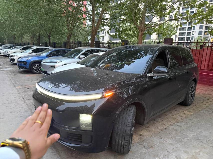 Li Auto L (Liter) 9 Max
