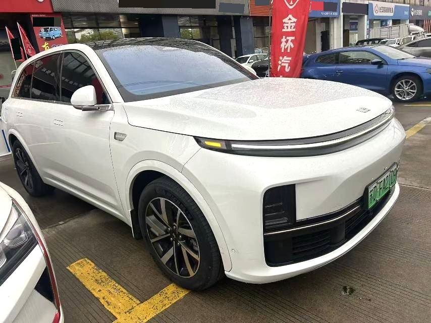 Li Auto L (Liter) 7 Pro