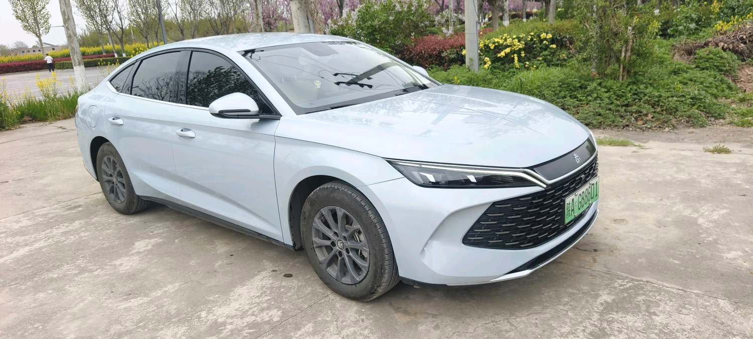 BYD L (литр) DM i 80 км, усовершенствованная версия