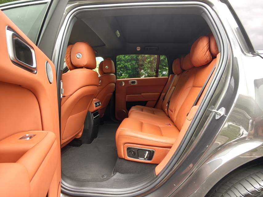 Li Auto L (Liter) 7 Pro