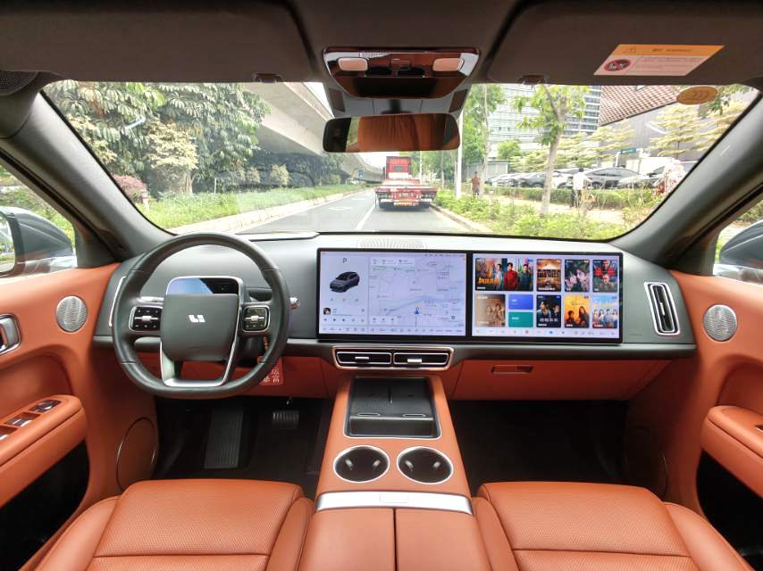Li Auto L (Liter) 7 Pro