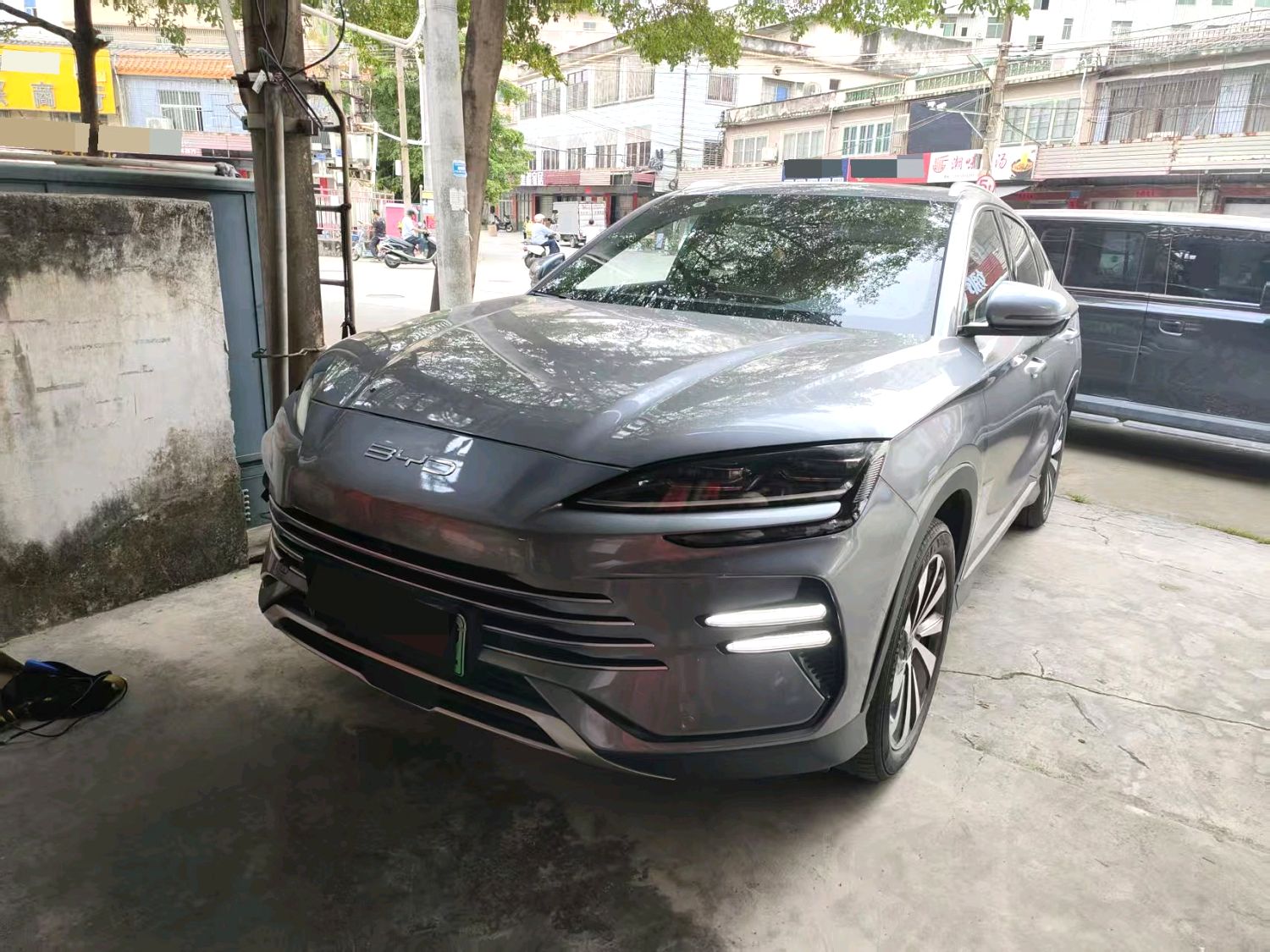 BYD PLUS New Energy DM i 110km Flagship