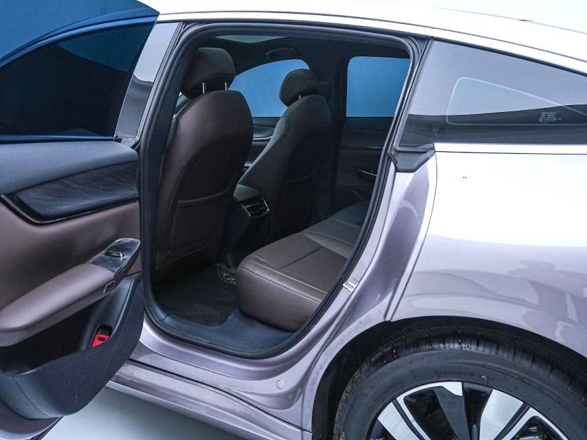 Changan A 07 Electric 525 Luxury