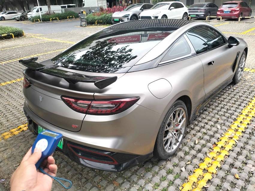 哪吒 GT Model Year 580 AWD 运动版