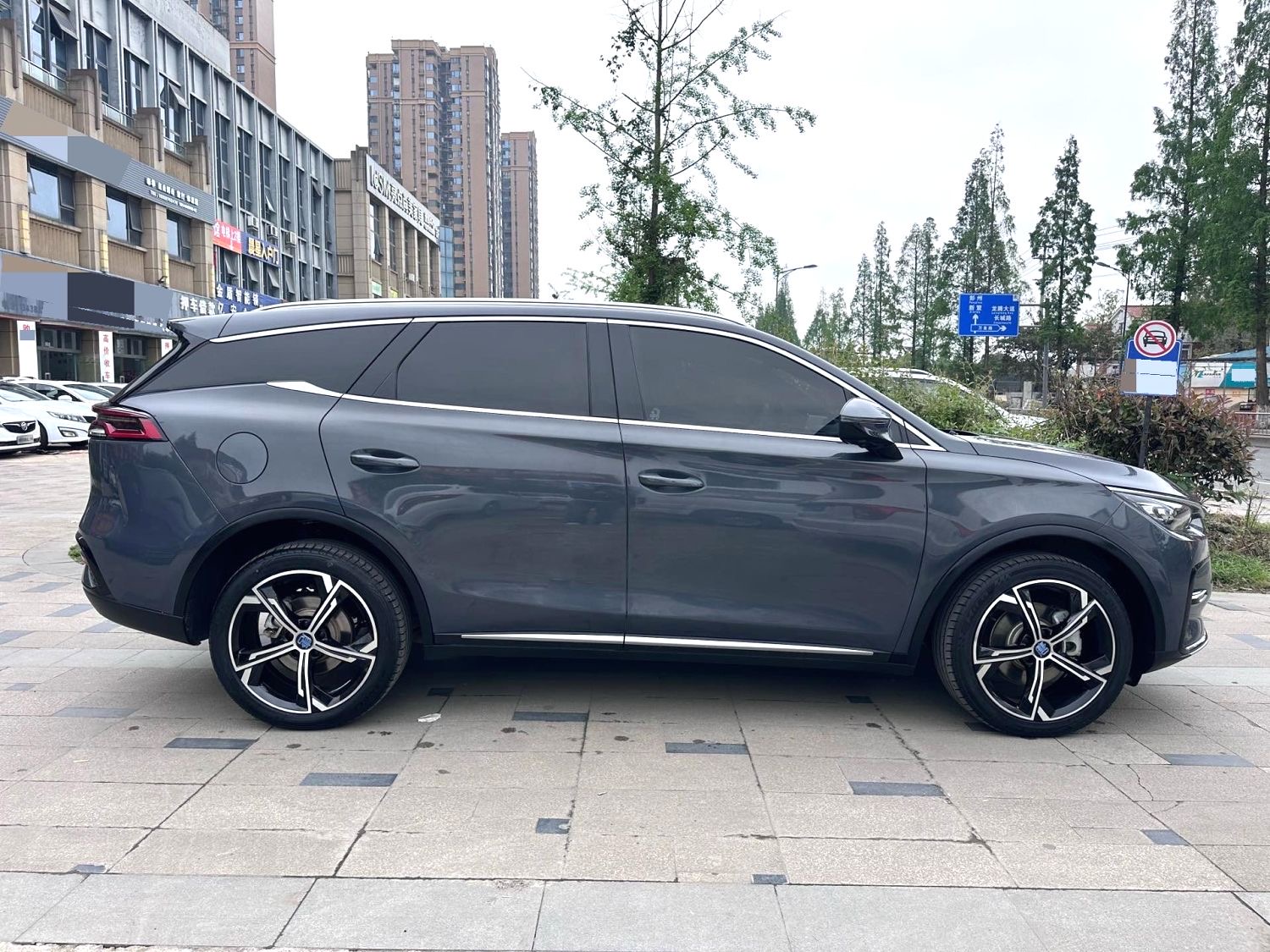 BYD DM i 112 км