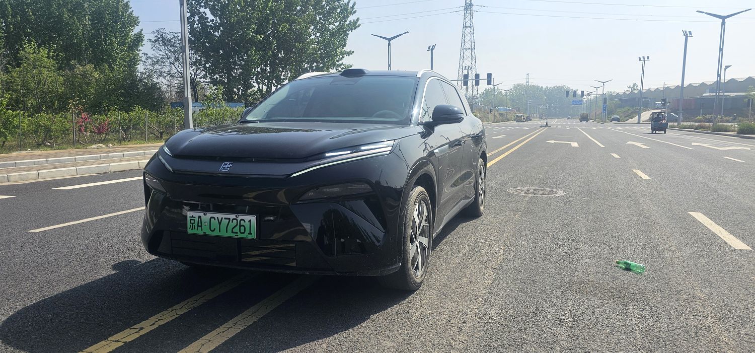 唐 L (Liter) Model Year Electric Vehicle 670KM 激光雷达旗舰型