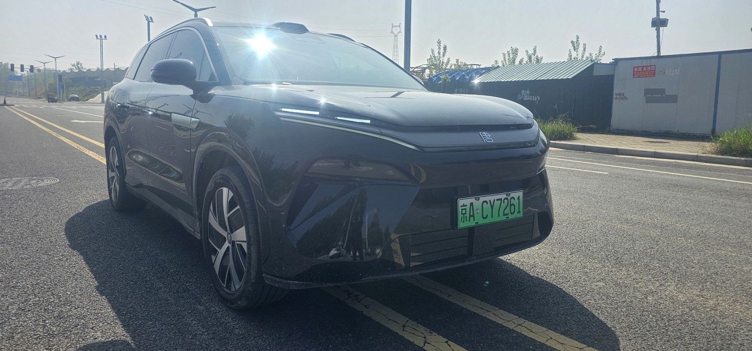 唐 L (Liter) Model Year Electric Vehicle 670KM 激光雷达旗舰型
