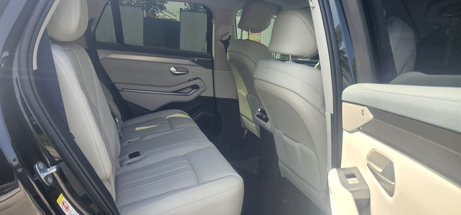 唐 L (Liter) Model Year Electric Vehicle 670KM 激光雷达旗舰型