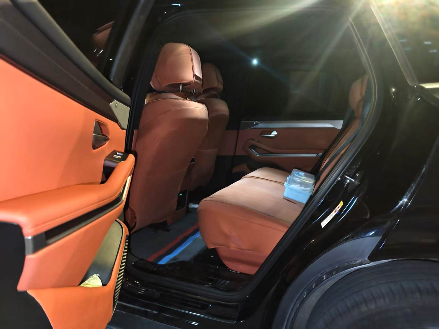 唐 L (Liter) Model Year Electric Vehicle 670KM 激光雷达尊享型