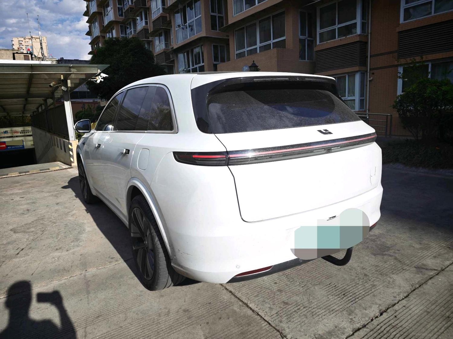 Li Auto L (Liter) 7 Pro