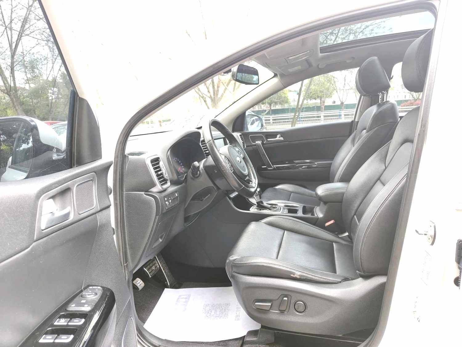 Kia KX 5 Model Year 1.6T 自动两驱 DLX