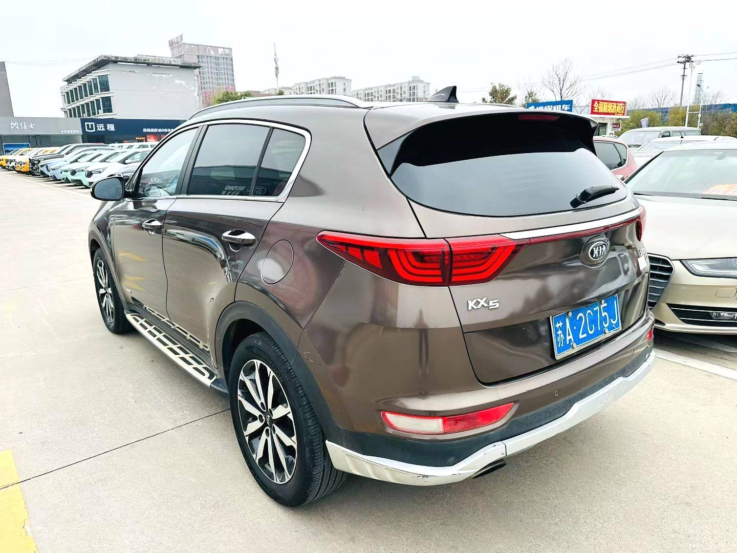 Kia KX-5 2,0 л, АКПП, 2WD, комплектация «Премиум»
