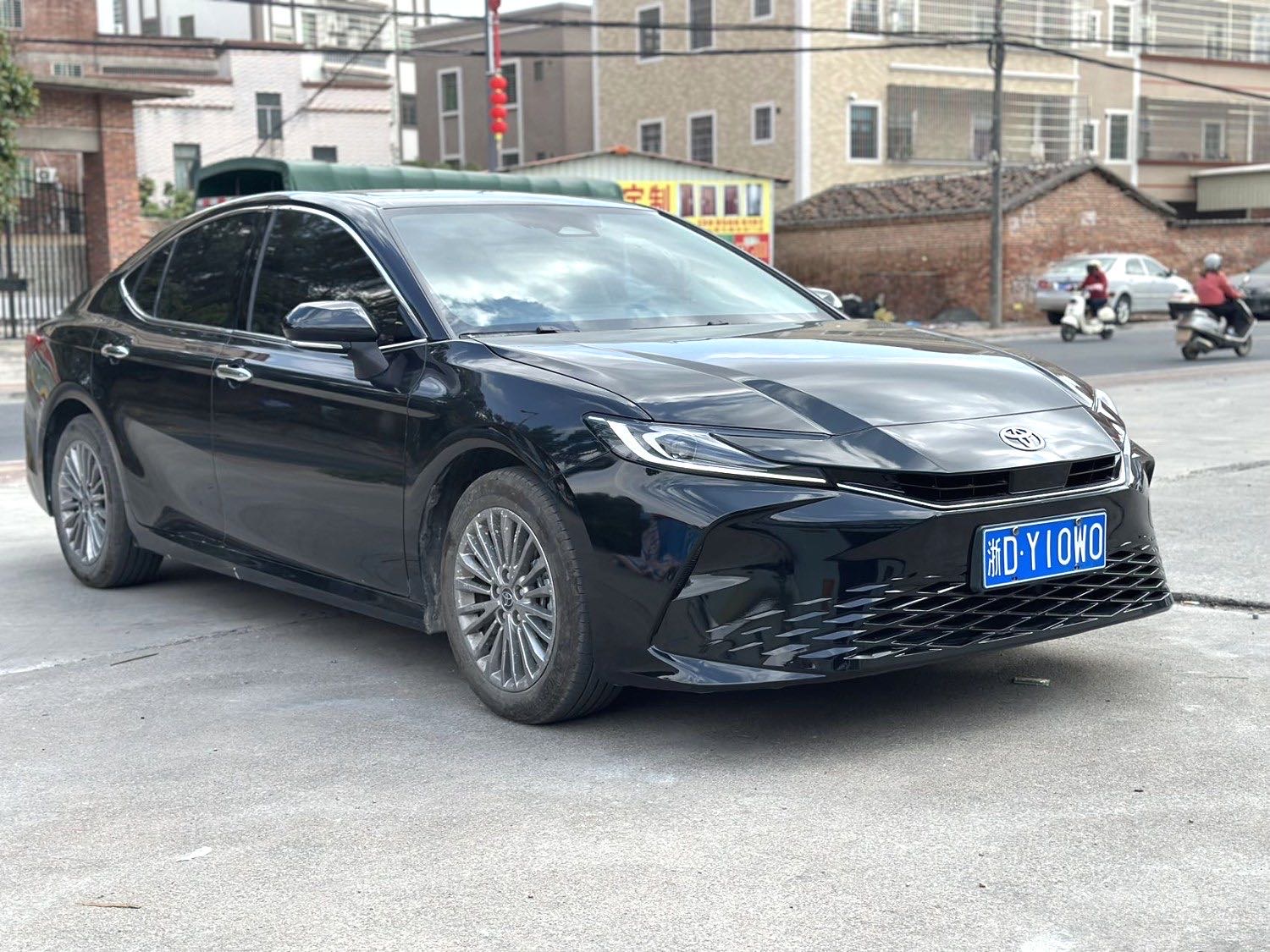Toyota Camry 2.0GVP Luxury