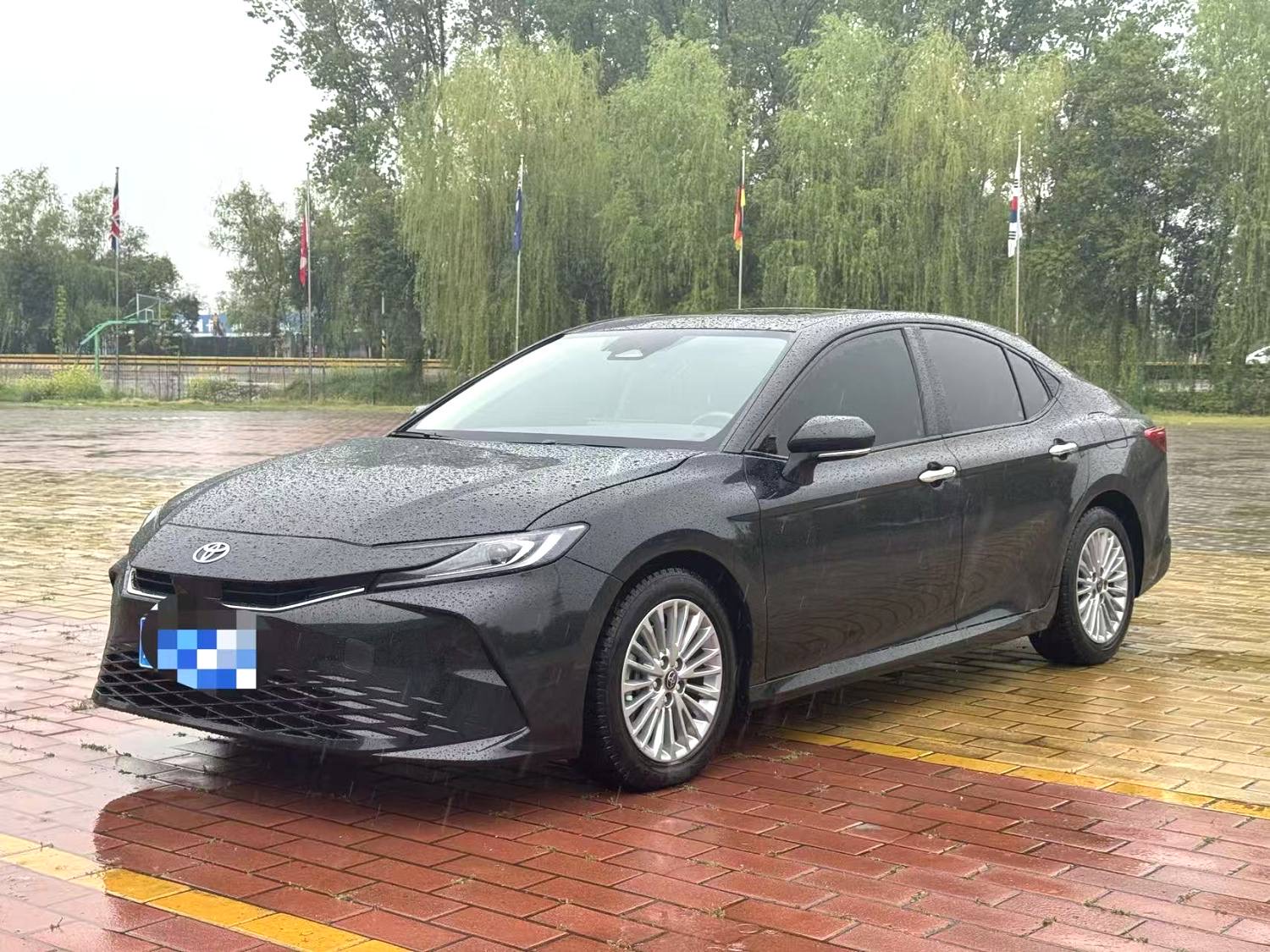 Toyota Camry Hybrid 2.0HGVP Luxury
