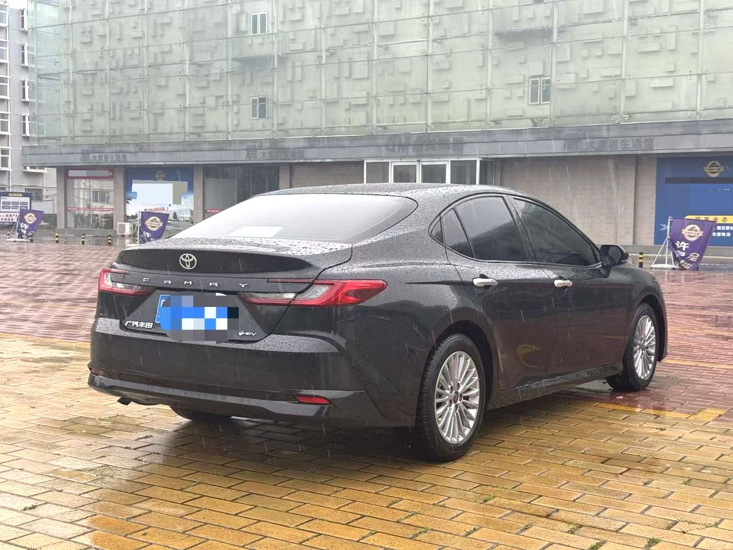 Toyota Camry Hybrid 2.0HGVP Luxury