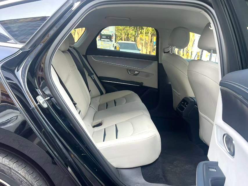 BYD e 9