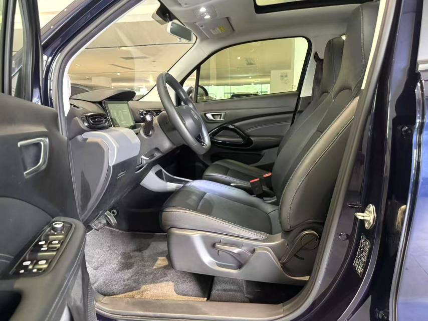 Leapmotor T (Turbo) 03 400 Luxury