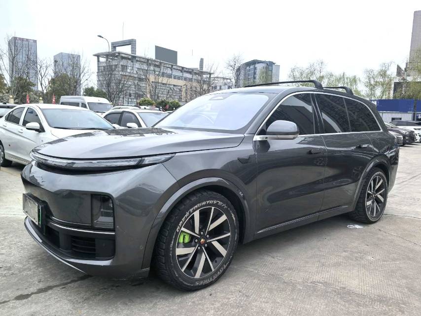 Li Auto L (Liter) 8 Pro