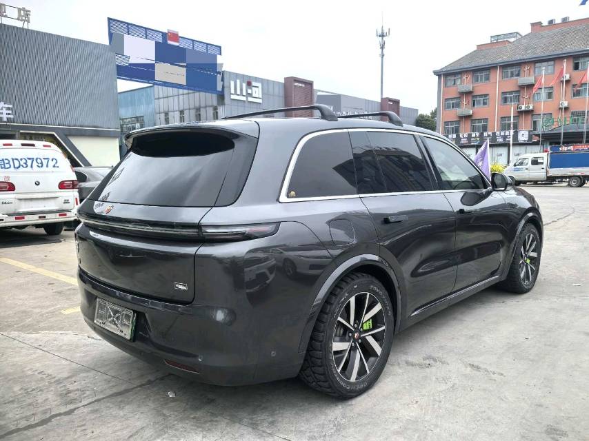 Li Auto L (Liter) 8 Pro