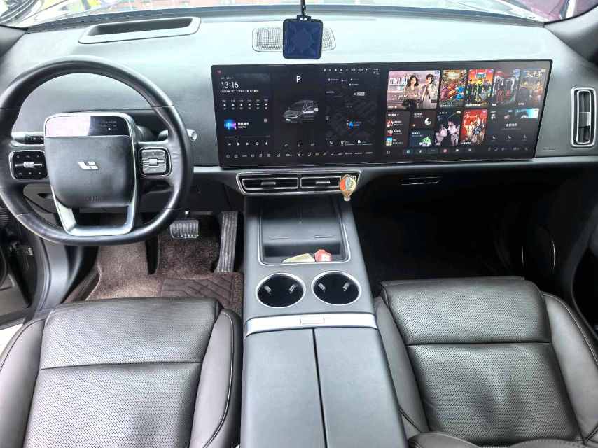 Li Auto L (Liter) 8 Pro