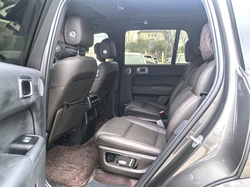 Li Auto L (Liter) 8 Pro