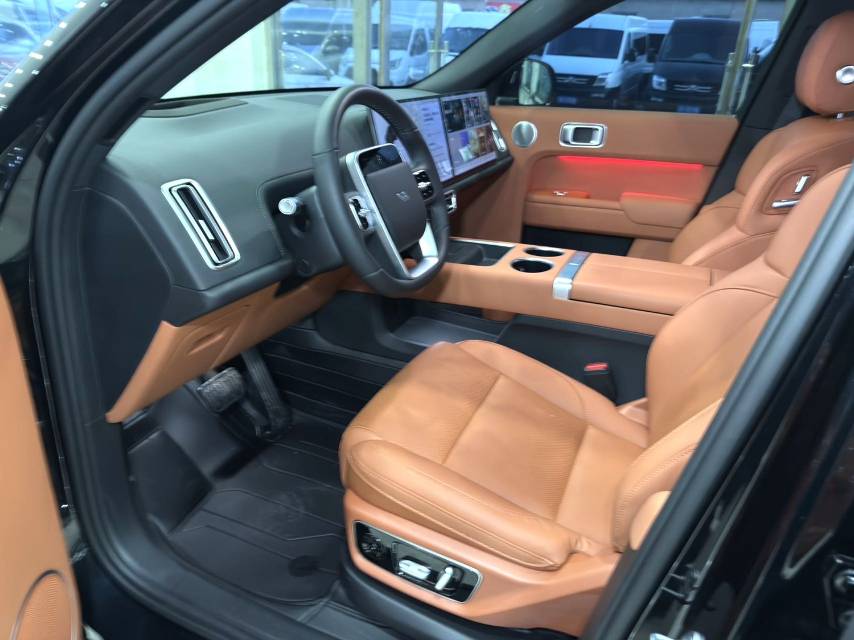 Li Auto L (Liter) 7 MAX