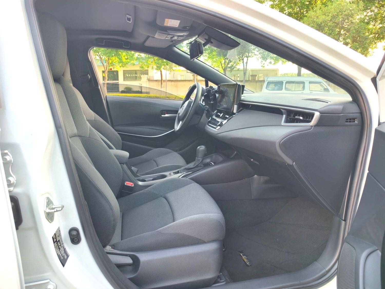 Toyota Levin Hybrid 1.8H E CVT Luxury VI