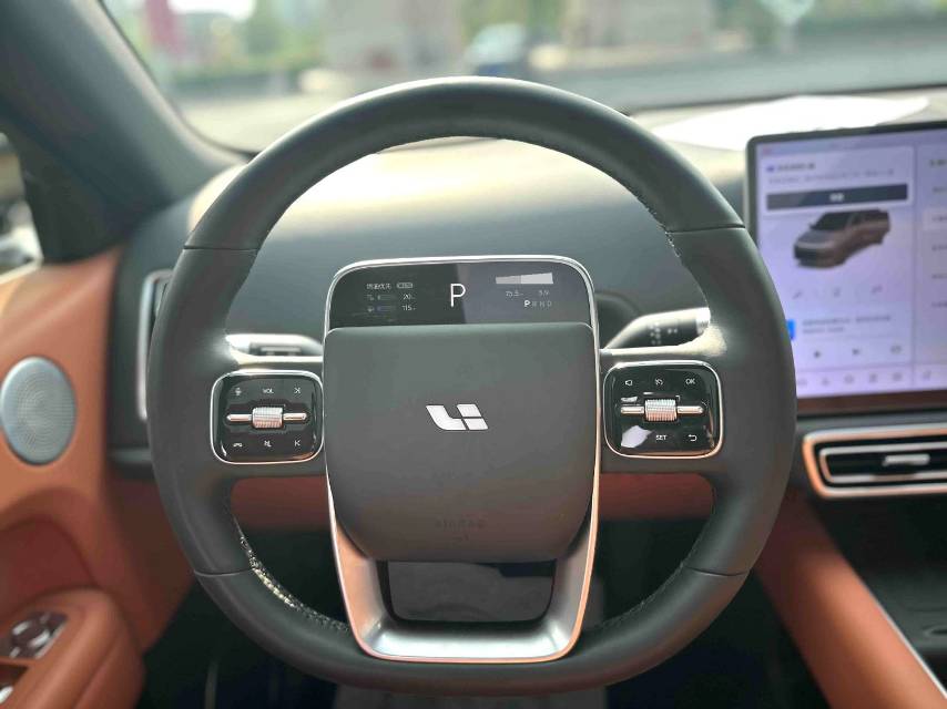 Li Auto L (Liter) 6 Max