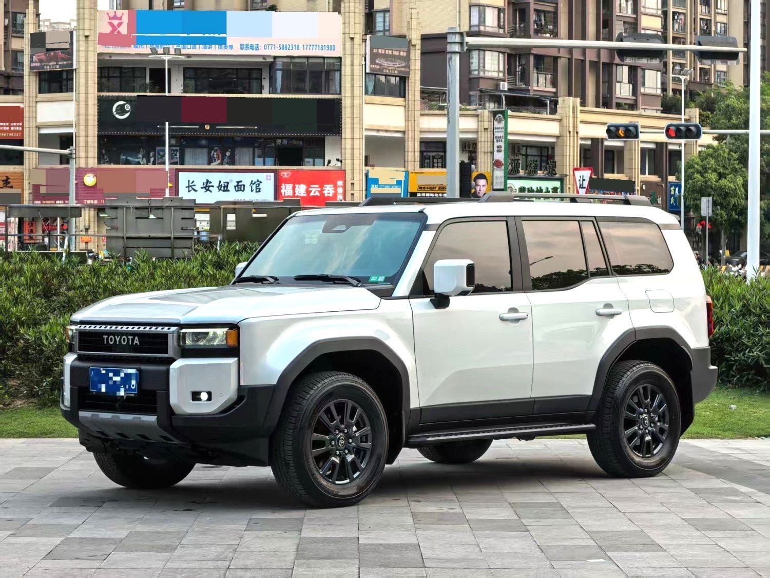 Toyota Prado 2.4T TX Version 6 Seats