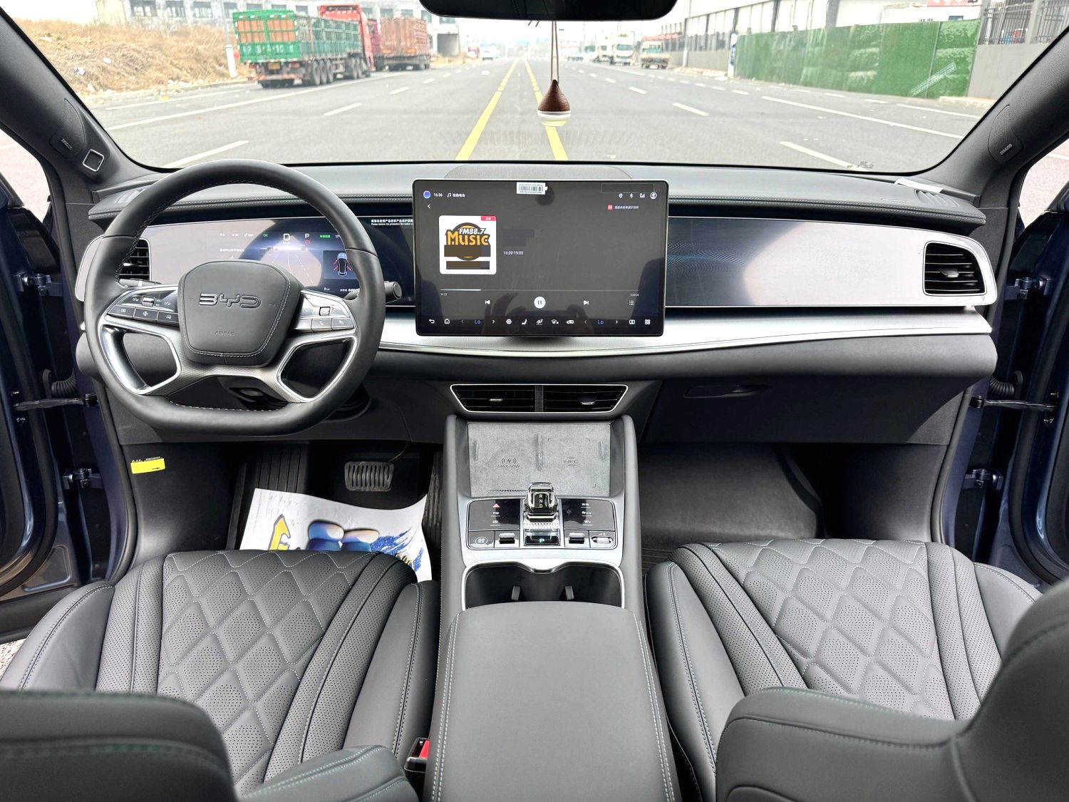 Электромобиль BYD 07 610