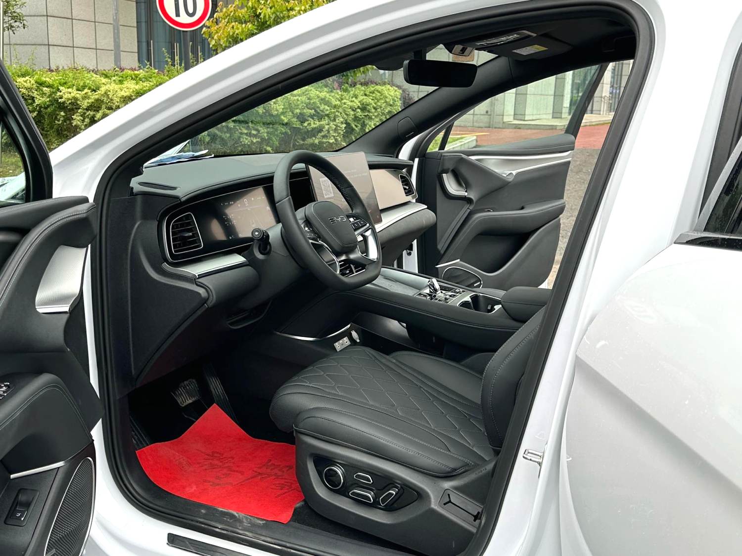 海狮 07 Electric Vehicle Model Year 610 长续航版