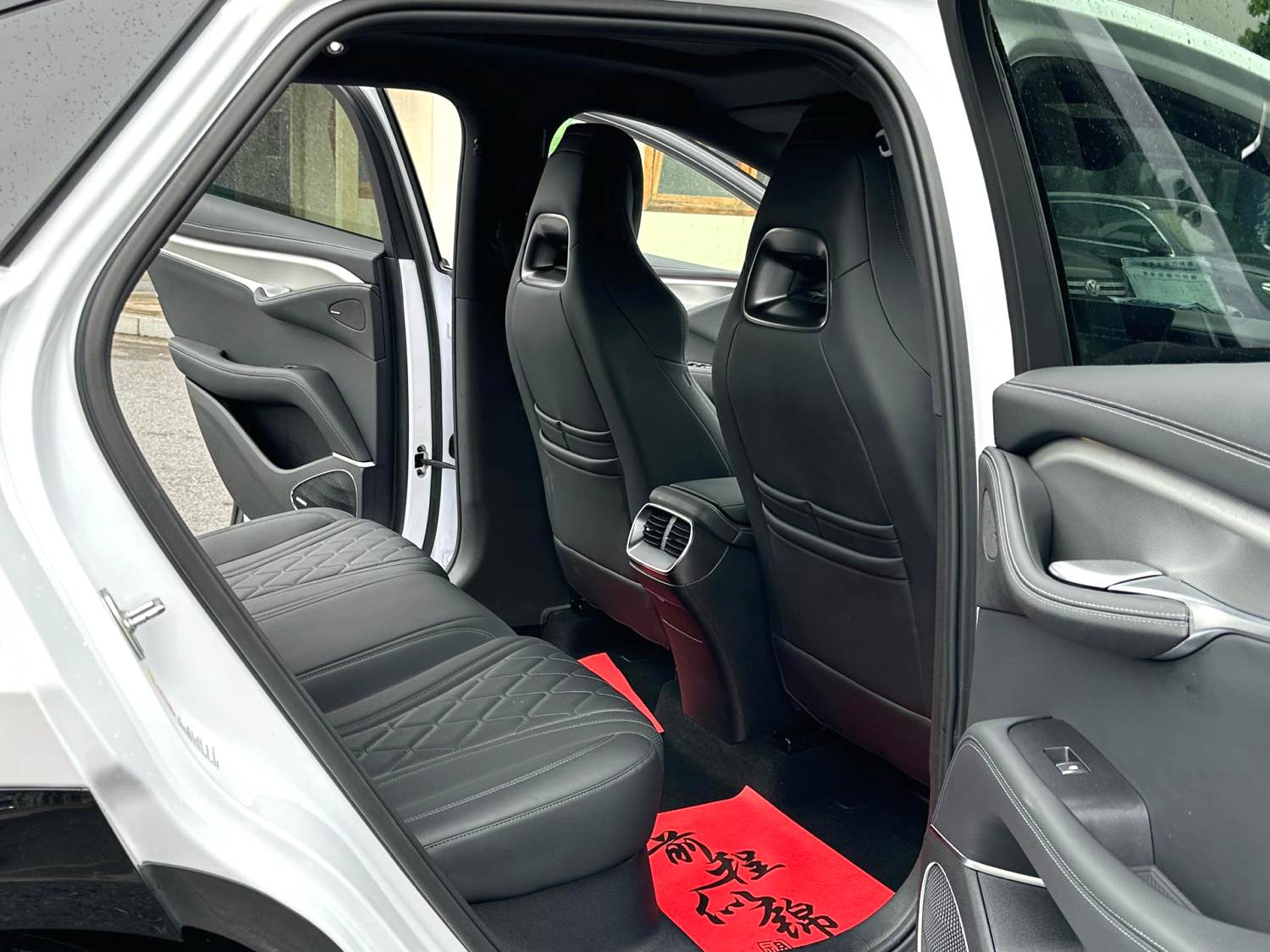 海狮 07 Electric Vehicle Model Year 610 长续航版