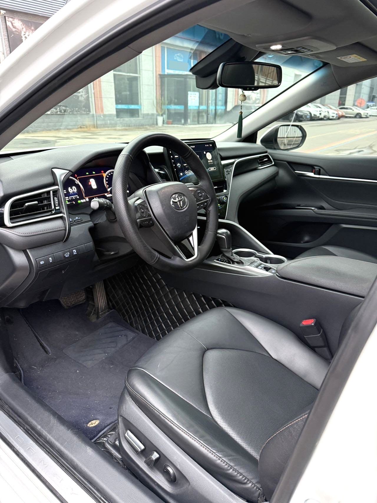 Toyota Camry Hybrid 2.5HG Luxury