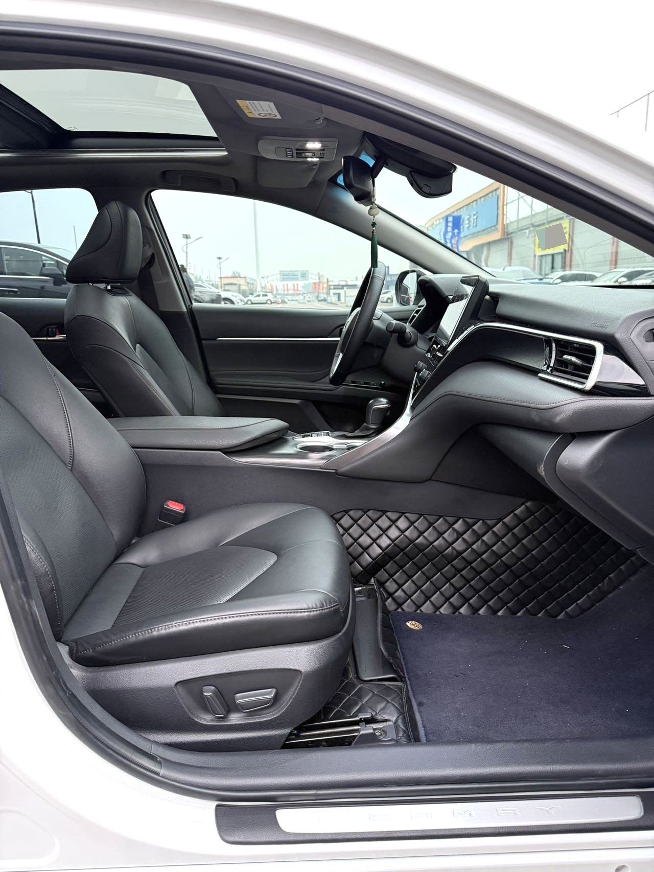 Toyota Camry Hybrid 2.5HG Luxury