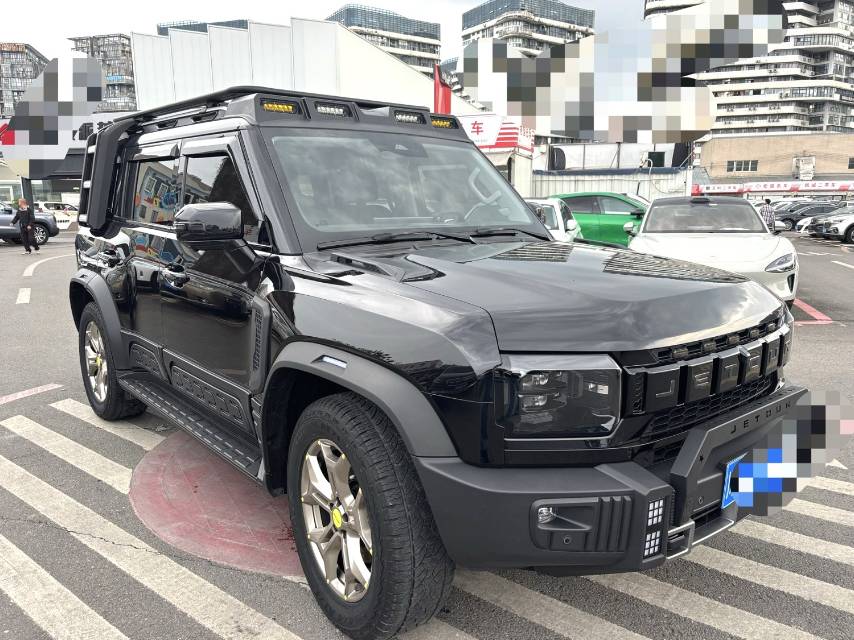 捷途旅行者 Model Year 2.0T 四驱征服
