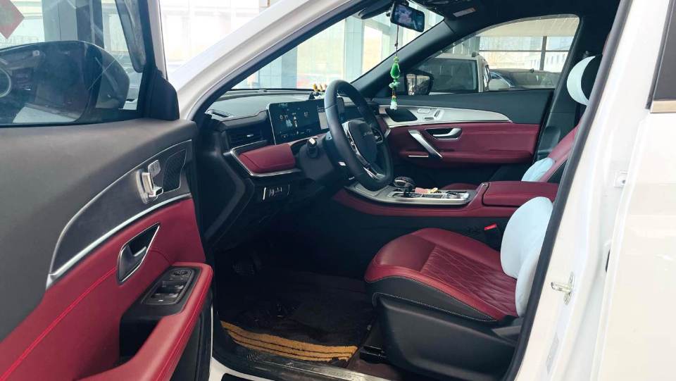 捷途 X 70 PLUS Model Year 冠军版 1.5T DCT 冠军 MAX 7 Seats