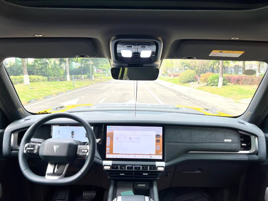 Deepal G 318 4WD