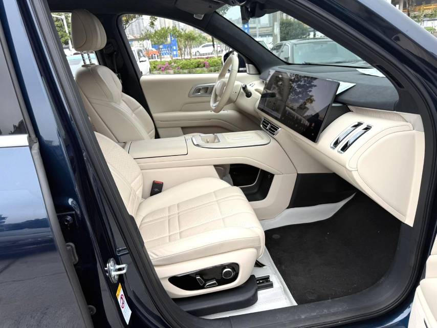 Deepal S 09 4WD Ultra