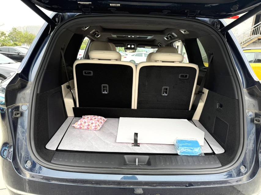 Deepal S 09 4WD Ultra