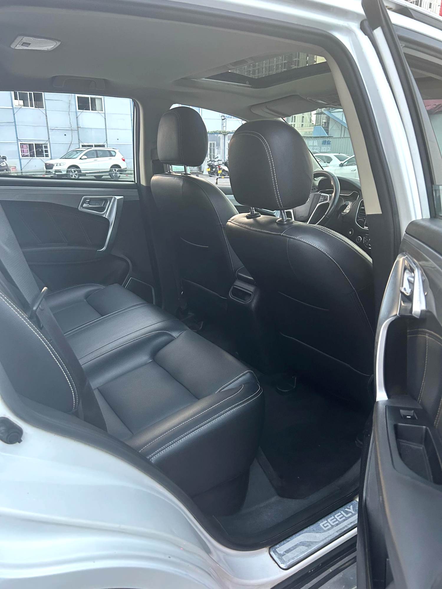 Geely X 6 1.8L Manual