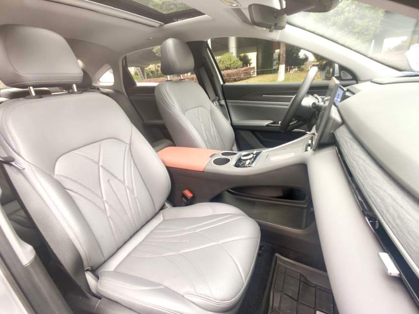 银河 L (Liter) 6 Model Year EM i 140km 星舰版