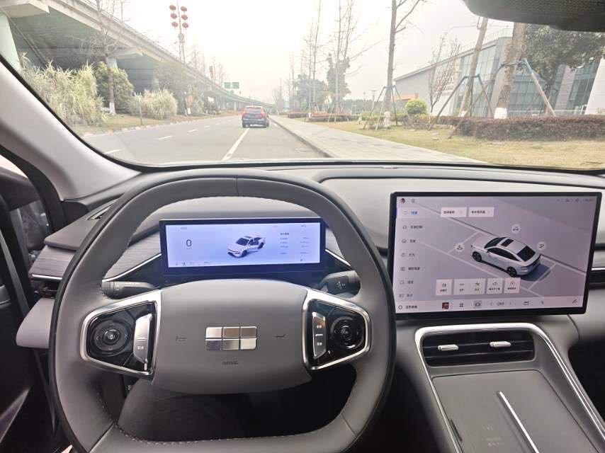 银河 L (Liter) 6 Model Year EM i 140km 星舰版